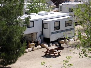 Boulder Creek RV Resort - Lone Pine CA